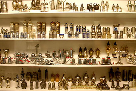 Collezione di spargisale e pepe
