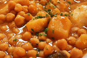 Garbanzos con bacalao