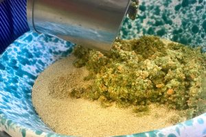 mescolare ingredienti
